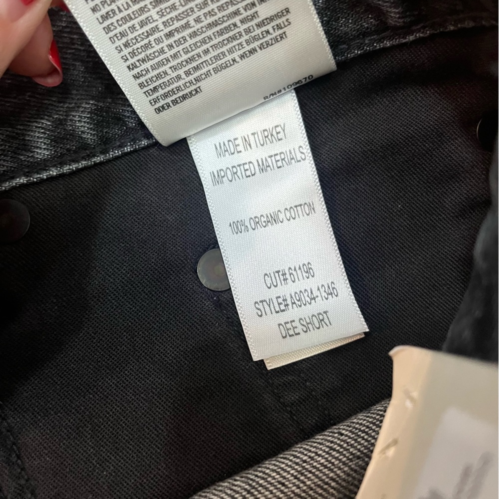 Agolde Dee Grey Jean Short Moxy - Picture 8 of 13